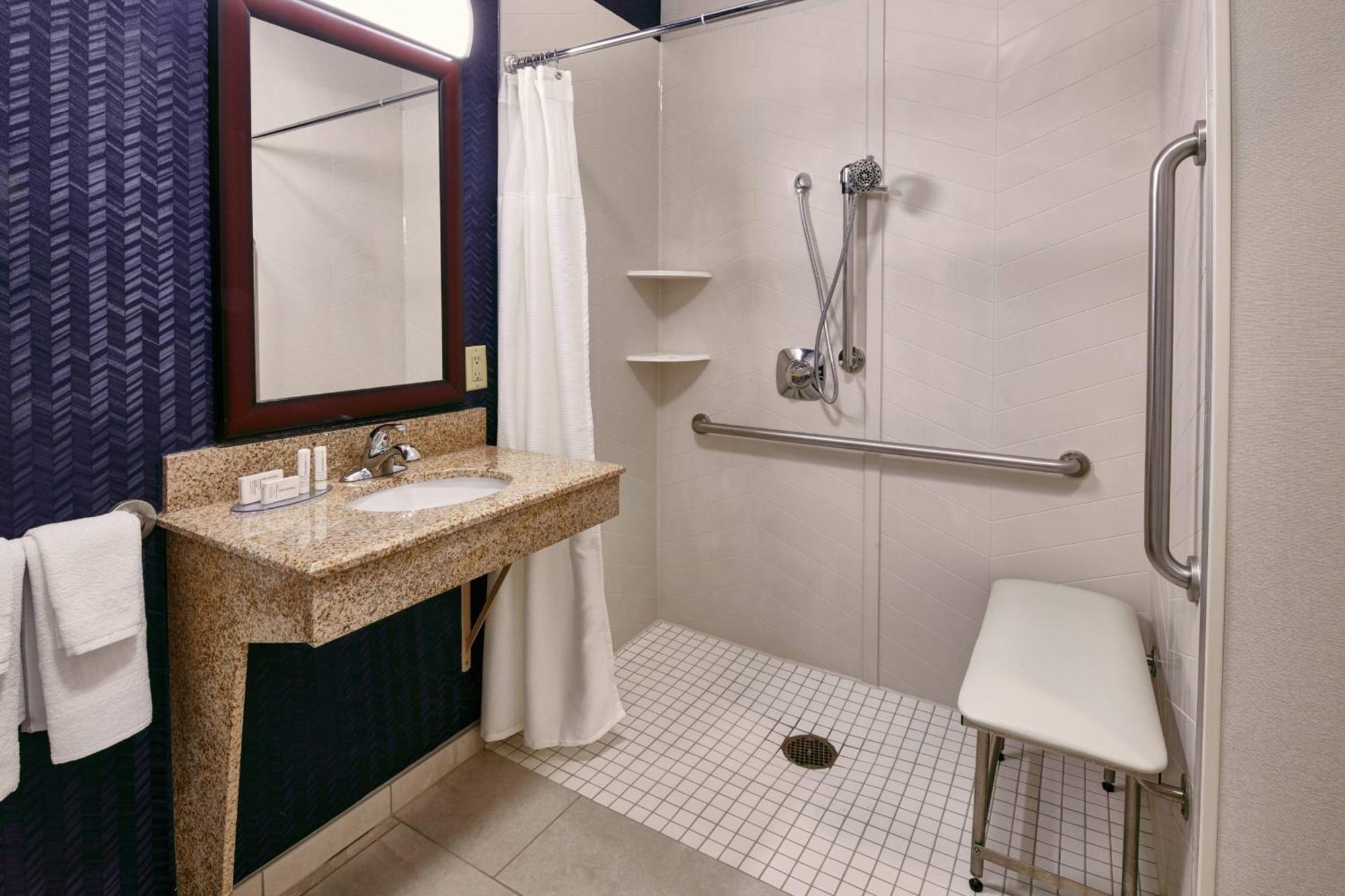 Fairfield Inn & Suites Detroit Livonia Exterior foto